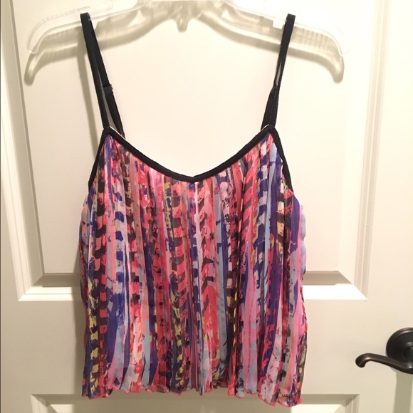 Roxy colorful pleated top - Picture 1 of 3