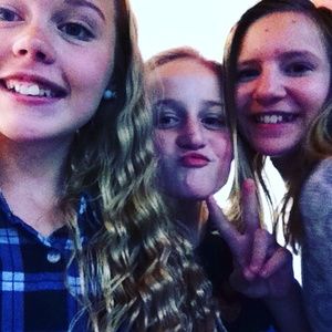 Meet your Posher, Michaela