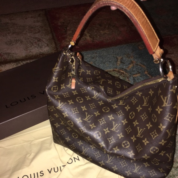 Louis Vuitton Monogram - Picture 2 of 3
