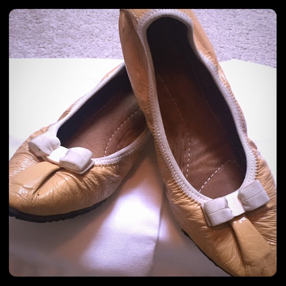 Salvatore Ferragamo Shoes - Ferregamo Flats