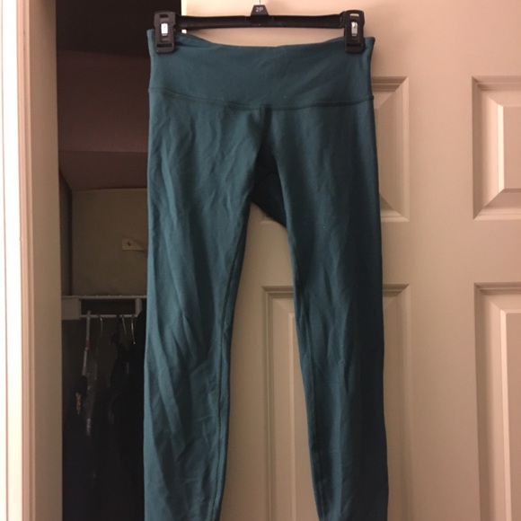lululemon athletica Pants - Lululemon full length turquoise leggings. Size 4