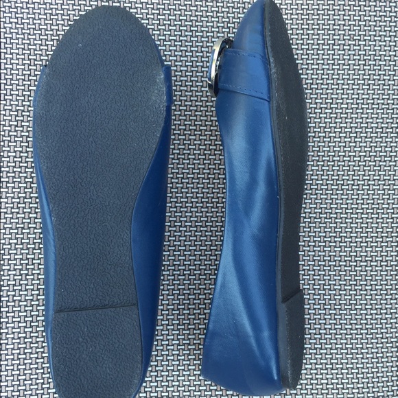 Blue Flats - Picture 2 of 2