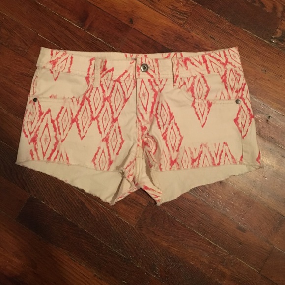 Mudd Pants - Orange and cream white Tribal print shorts