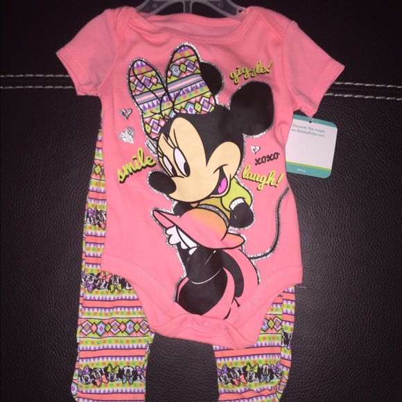 Minnie Mouse Outfit