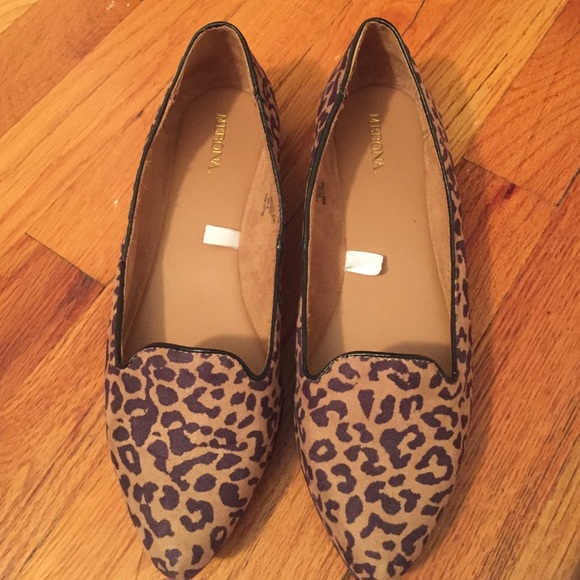 back zip knee high boots