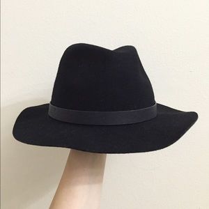 Black floppy fedora