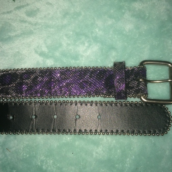 Silver and purple Cheetah belt - Picture 1 of 2