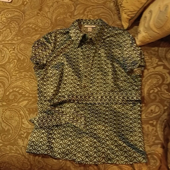 Dress barn leaf print blouse - Picture 3 of 3