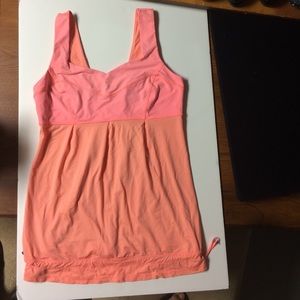 Lululemon top
