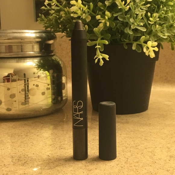 Nars Soft Touch Shadow Pencil - Aigle Noir