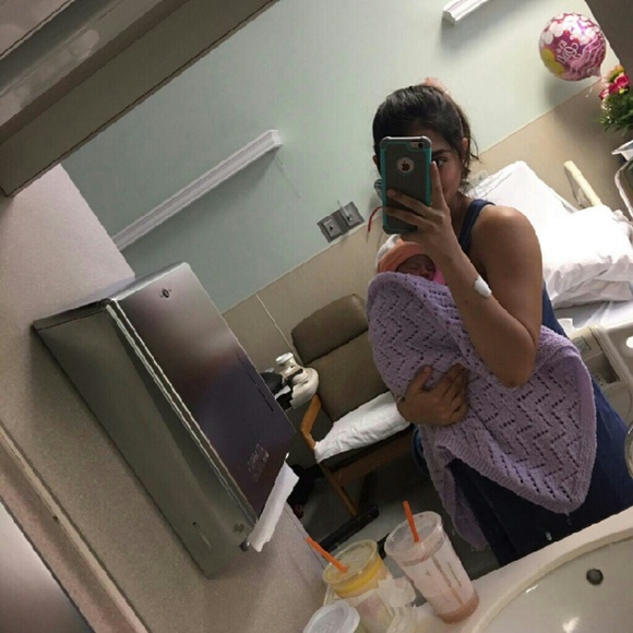 Meet your Posher, Jasmine - Picture 2 of 3