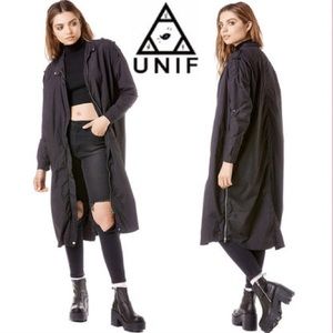 Unif Hila Windbreaker