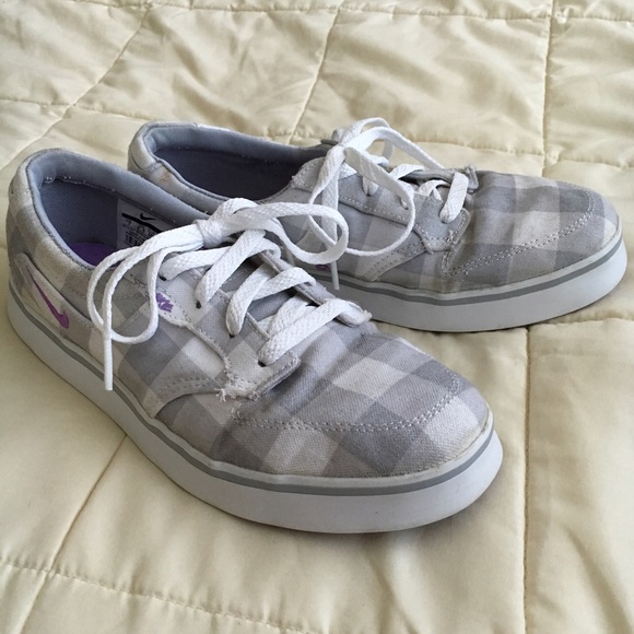 Nike | 6.0 Braata Shoes