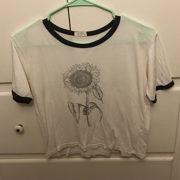 Brandy Melville Sunflower T-shirt