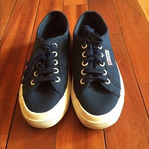 Navy supergas