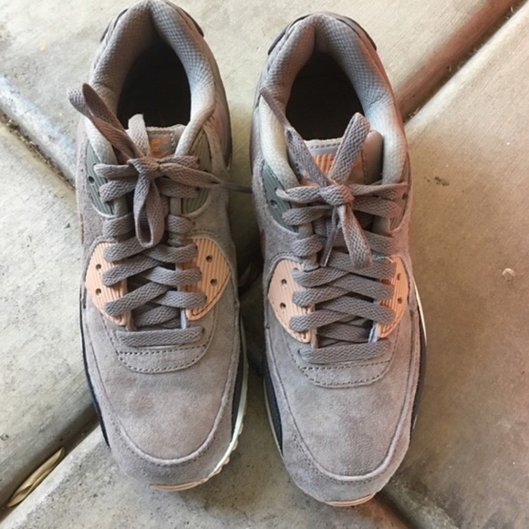 OFFER ME🦄Women's Nike Air Max 90 Bronze - Picture 3 of 4