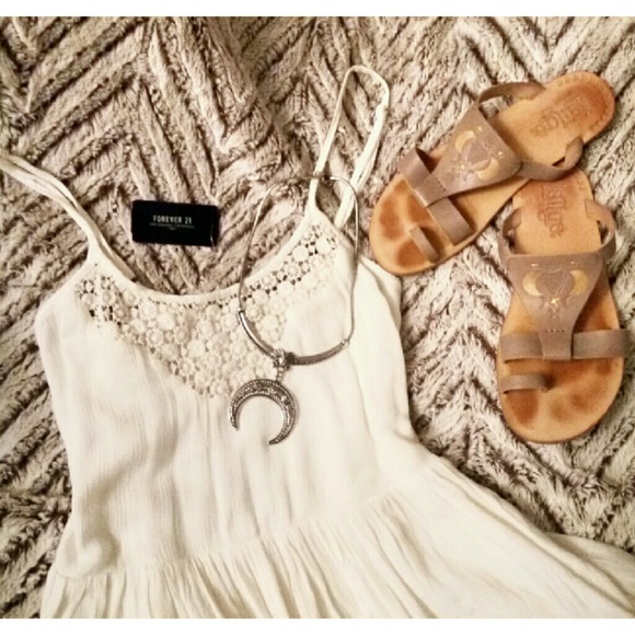 Forever 21 Dresses & Skirts - NWT Forever21 White Crochet Mini Dress