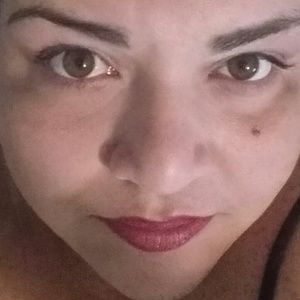 Meet your Posher, Airam