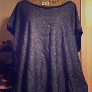 Short sleeve sweater shirt