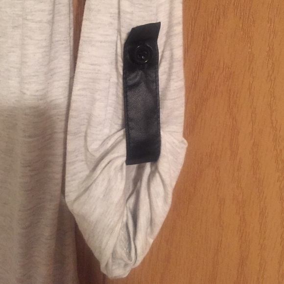 Top - Picture 3 of 3