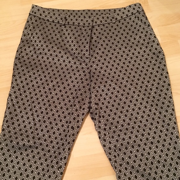 Anne Klein Cropped Trousers