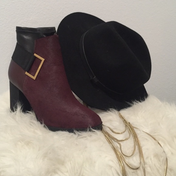 Calvin Klein burgundy fur/leather bootie - Picture 3 of 4