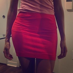 H&M tight red mini skirt / red / small