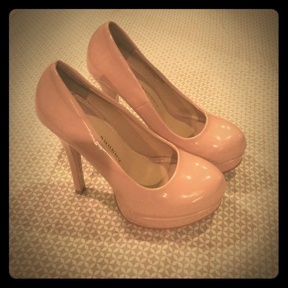Chinese Laundry Blush Pink Heels Size US 7
