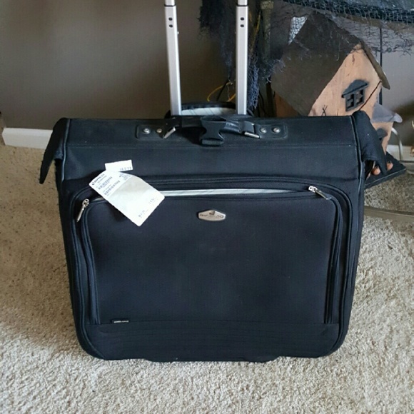 Garment travel bag