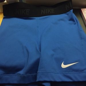 Nike pro