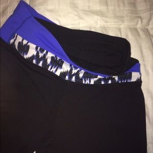 lululemon athletica yoga crop pants!