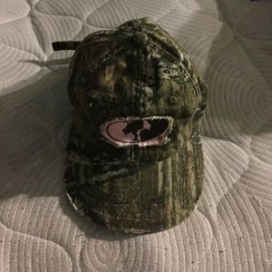 Mossy oak hat