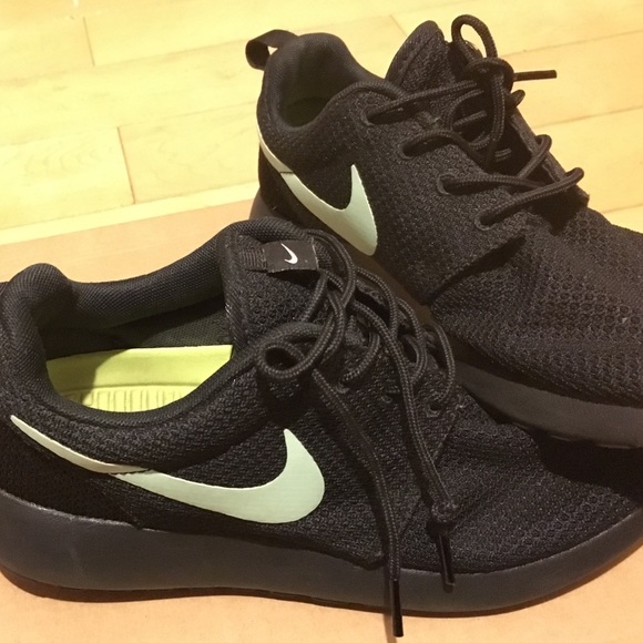 NikeID Roshe