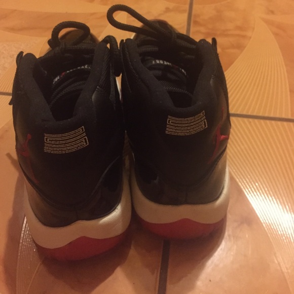 Jordan 11s - Picture 3 of 4