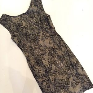✨PRICE FIRM✨ Black and nude lace Aqua sheath dress