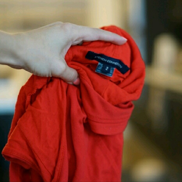 Red Dress - Picture 4 of 4