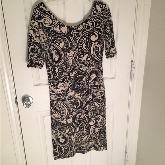 Bodycon 3/4 sleeve midi