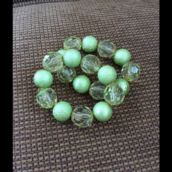 💚Lime Green Stretchable Bracelets💚