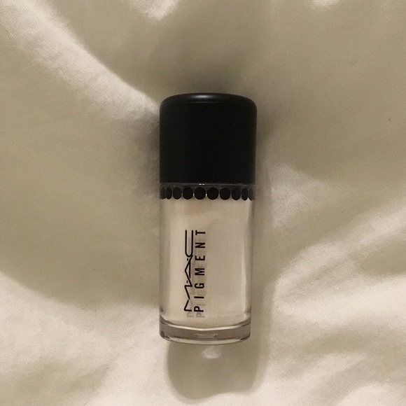 MAC Cosmetics Other - MAC PIGMENT Eyeshadow