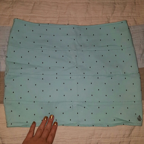 Free with purchase!!! Volcom mini skirt