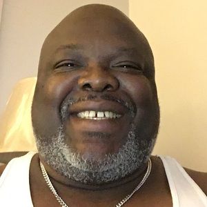 Meet your Posher, Ceasar