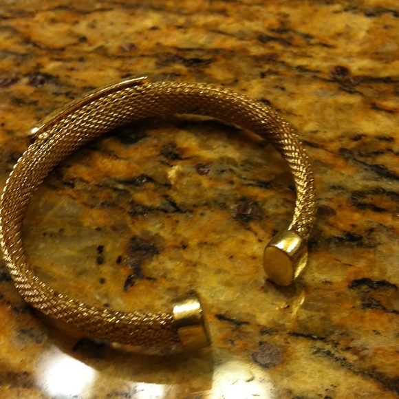 Beautiful bracelet - Picture 2 of 4