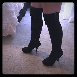 HOT! Black suede over knee boots
