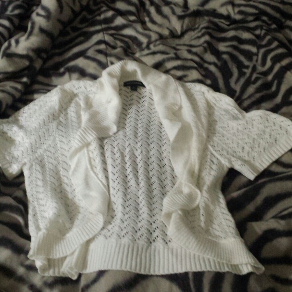 Short sleeve cardigans