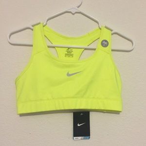 Nike sports bra NWT