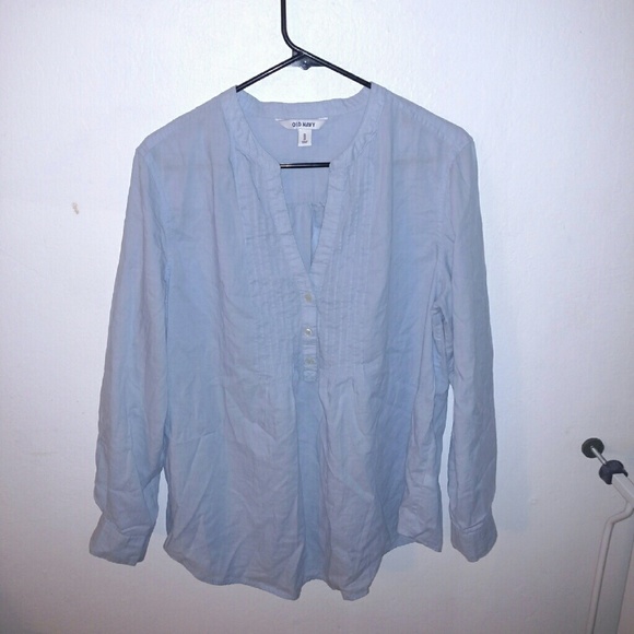 -Old navy long sleeve blouse