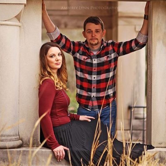 Meet the posher, Amanda - Picture 3 of 6