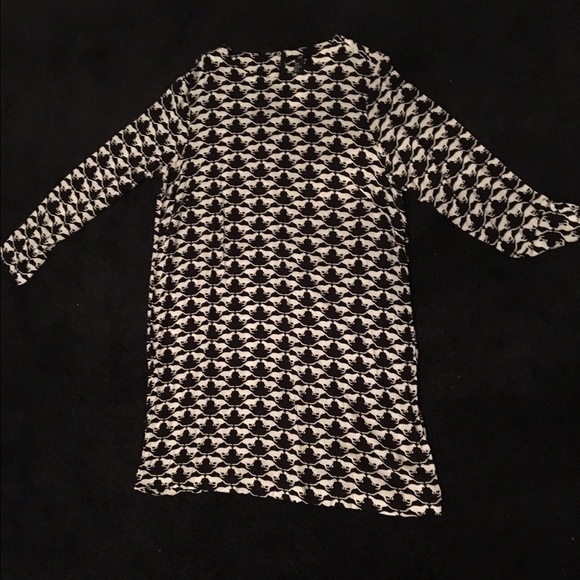 Running Cat Tunic with Open Button Back