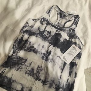 NWT Lululemon tank top
