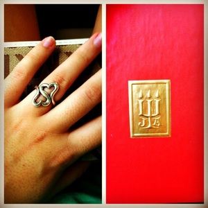 James Avery ring size 5 or 6